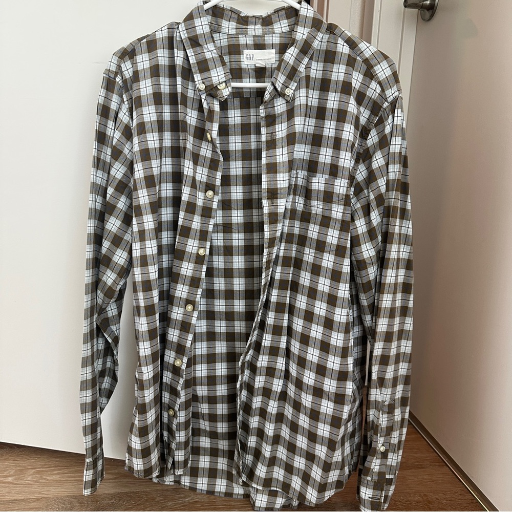 GAP Men's Casual Brown White Blue Checkered Shirt